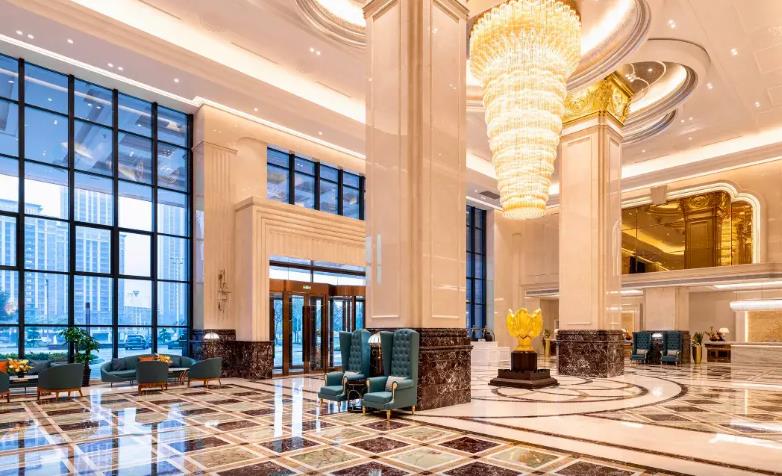 Assemble at Shenzhen Futian Port (take metro) > Shenzhen North Station (take high-speed train) > Transfer via Guangzhou South (take high-speed train) > Guangxi "Baise" > Lingnan Architectural Gem [Yuedong Guild Hall]：Baise [Golden Bauhinia Star Hotel] - Lobby