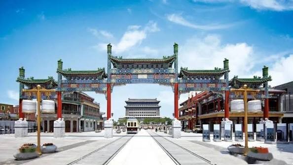Check-in at Beijing-style hutong Qianmen Street, Dashilan, Beijing Fun > Beijing ✈ Hong Kong:Qianmen Street